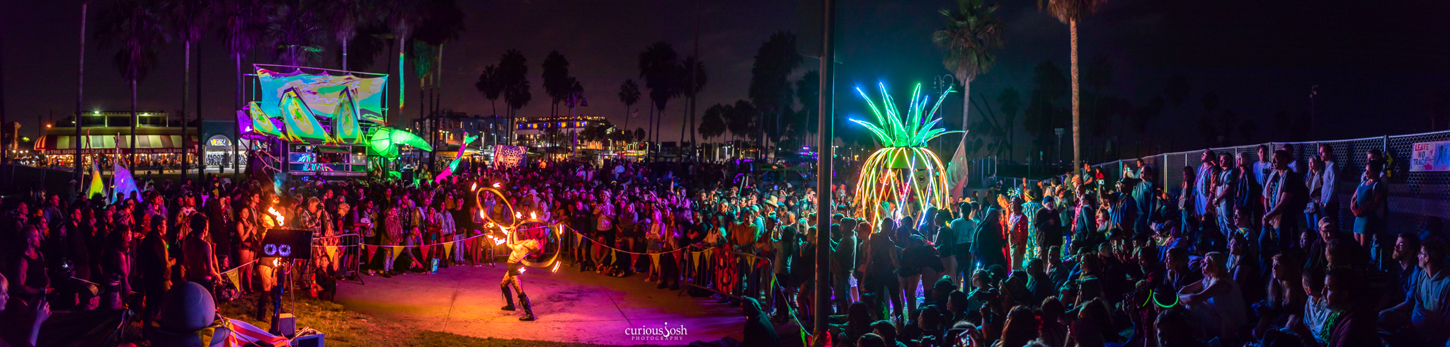 Venice Afterburn Crowd